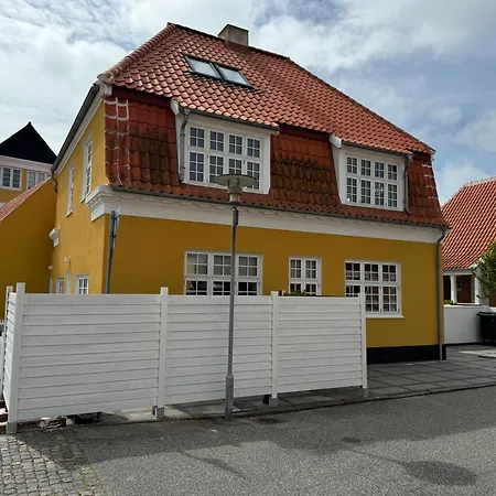 2 Beliggende Og Lyst Indrettet Apartment Skagen